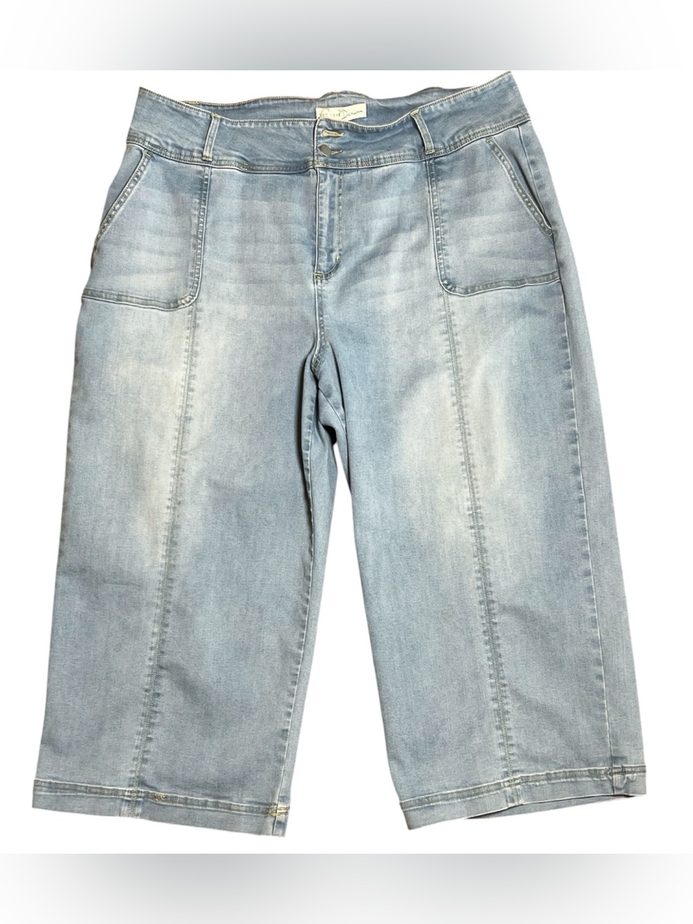 Est 1946 Denim light wash wide leg denim cropped jeans size 20 Women’s Plus Size